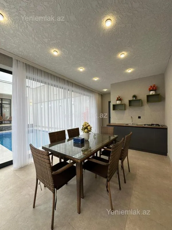 Satılır 4 otaqlı həyət evi 180 m²