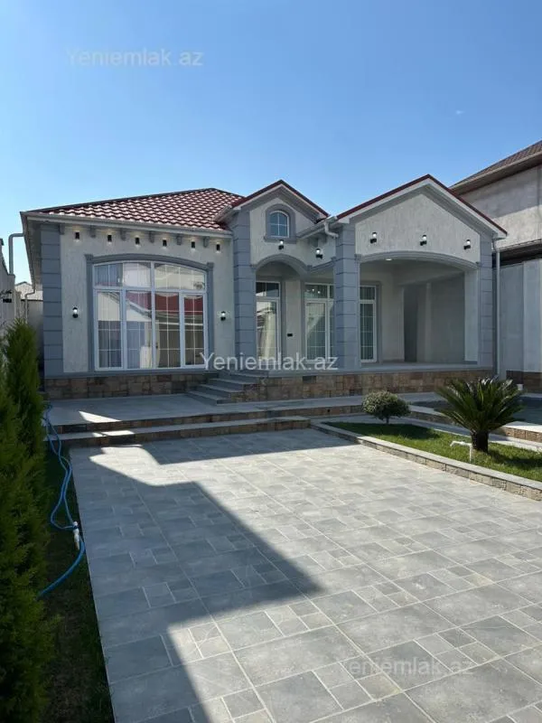 Satılır 4 otaqlı həyət evi 180 m²