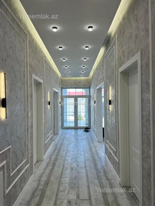 Satılır 4 otaqlı həyət evi 180 m²