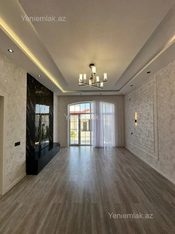 Satılır 4 otaqlı həyət evi 180 m²