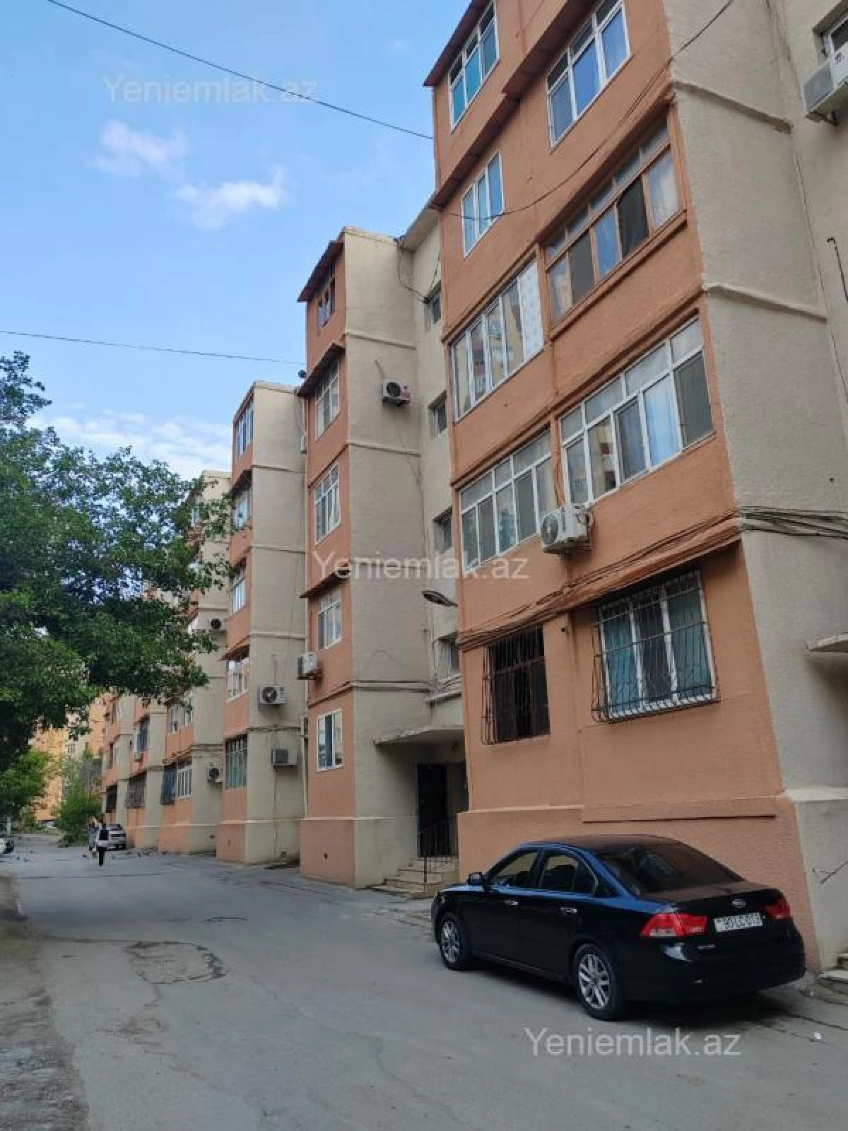 Satılır 2 otaqlı köhnə tikili 60 m²