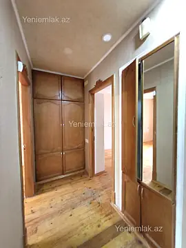 Satılır 2 otaqlı köhnə tikili 60 m²