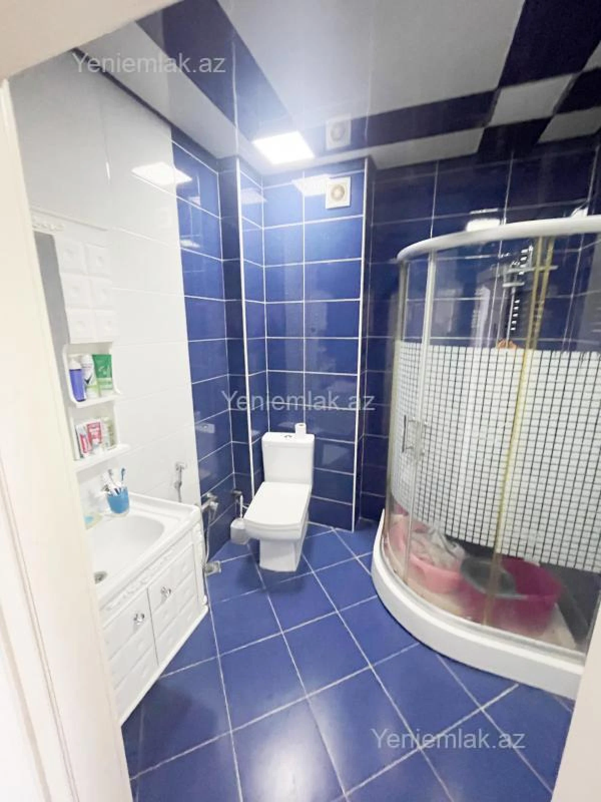 Satılır 4 otaqlı köhnə tikili 115 m²