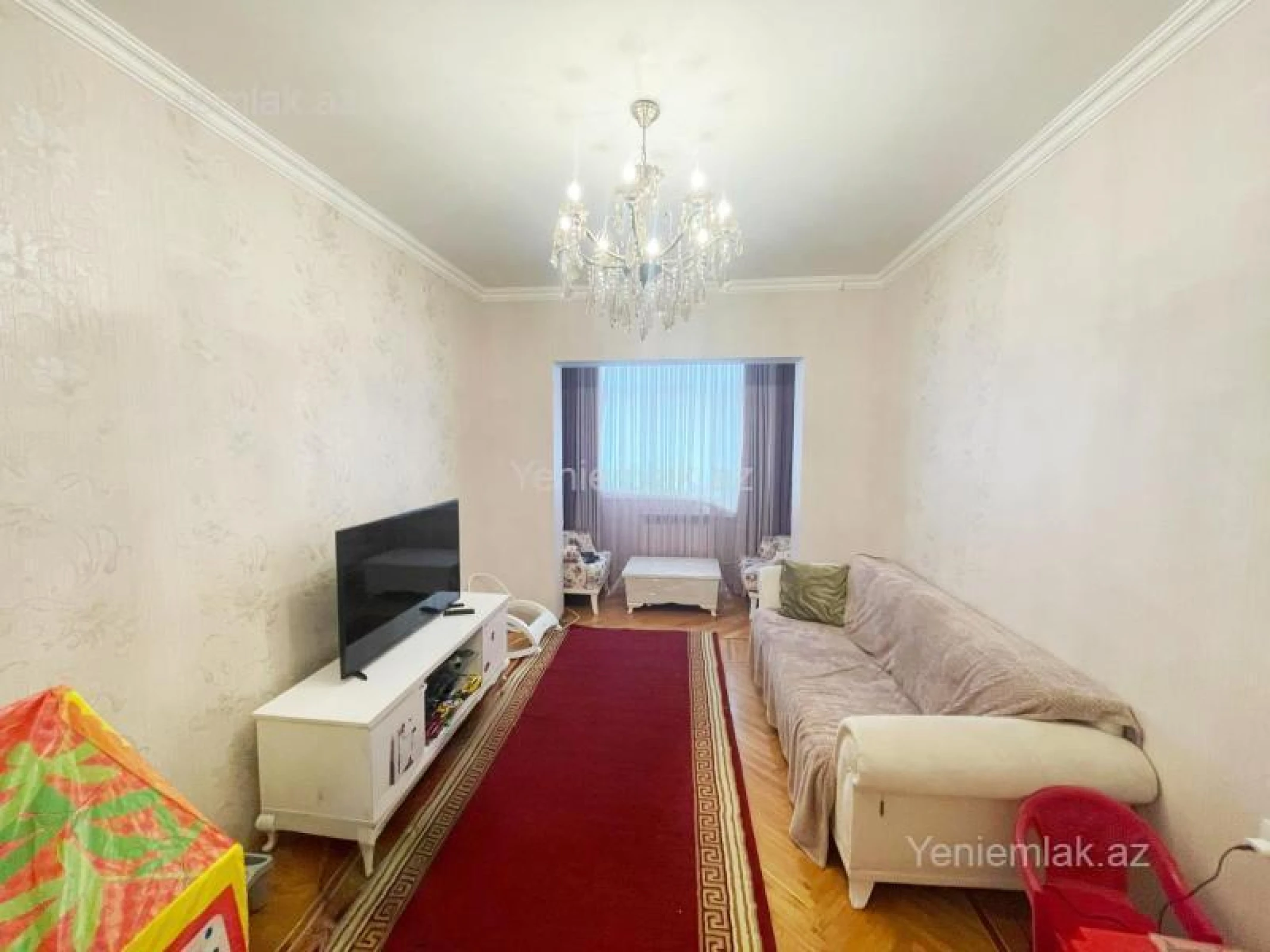Satılır 4 otaqlı köhnə tikili 115 m²