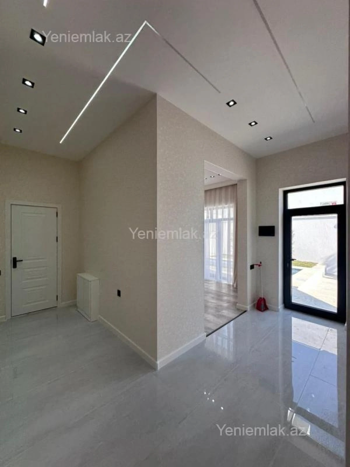 Satılır 4 otaqlı həyət evi 170 m²