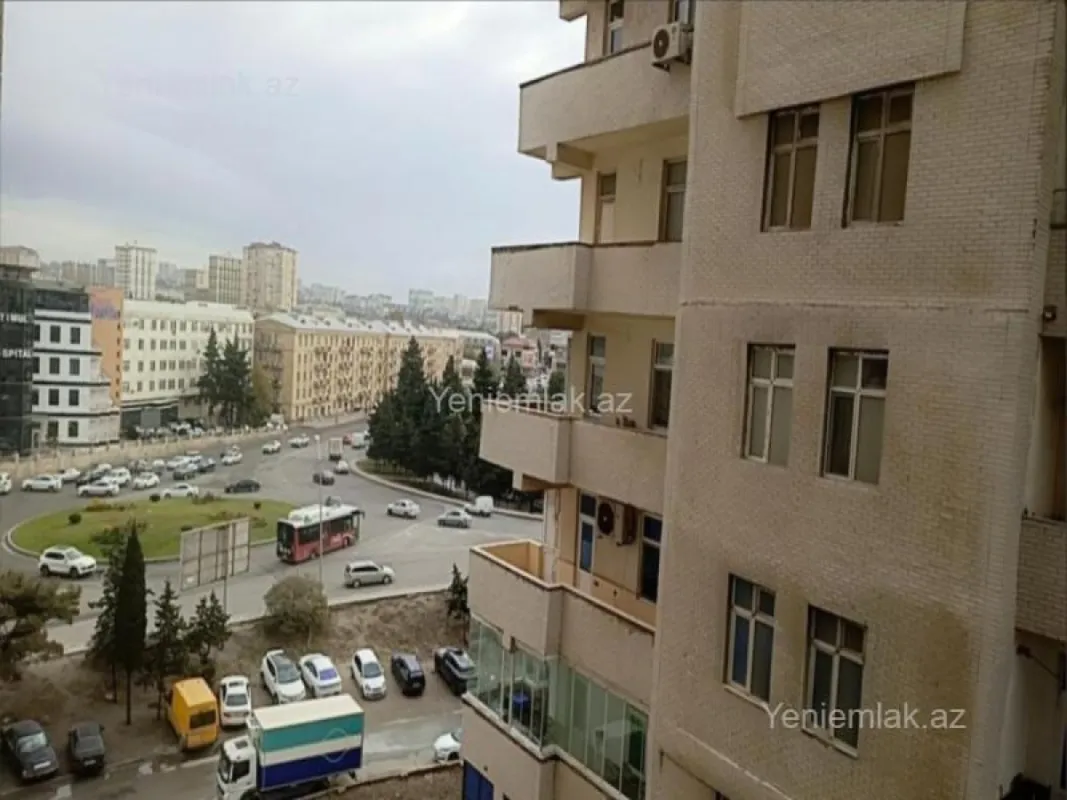 Satılır 3 otaqlı yeni tikili 101 m²