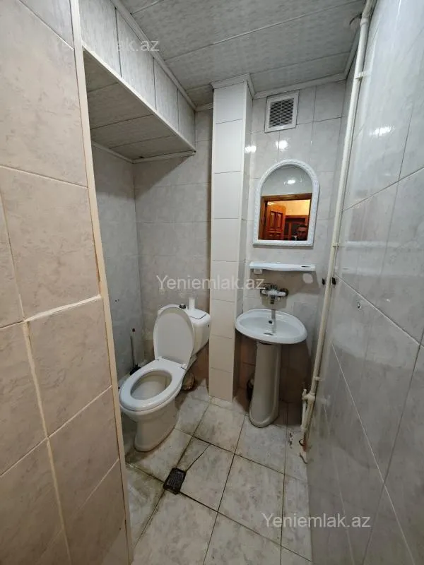 Satılır 2 otaqlı köhnə tikili 55 m²