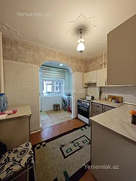 Satılır 2 otaqlı köhnə tikili 55 m²