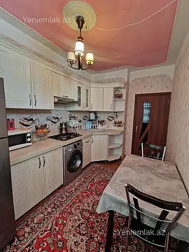 Satılır 2 otaqlı köhnə tikili 55 m²