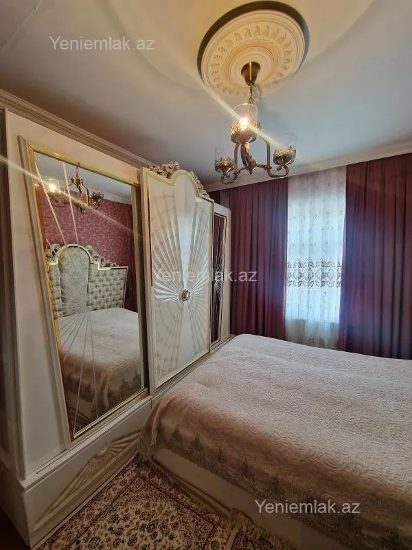 Satılır 2 otaqlı köhnə tikili 55 m²