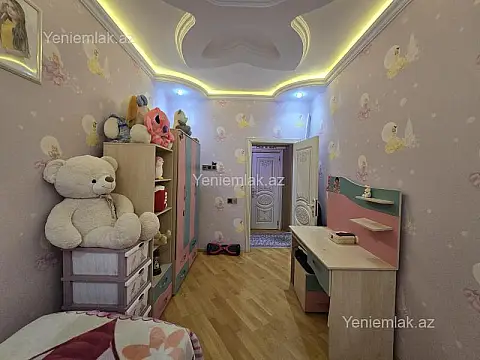 Satılır 4 otaqlı yeni tikili 131 m²