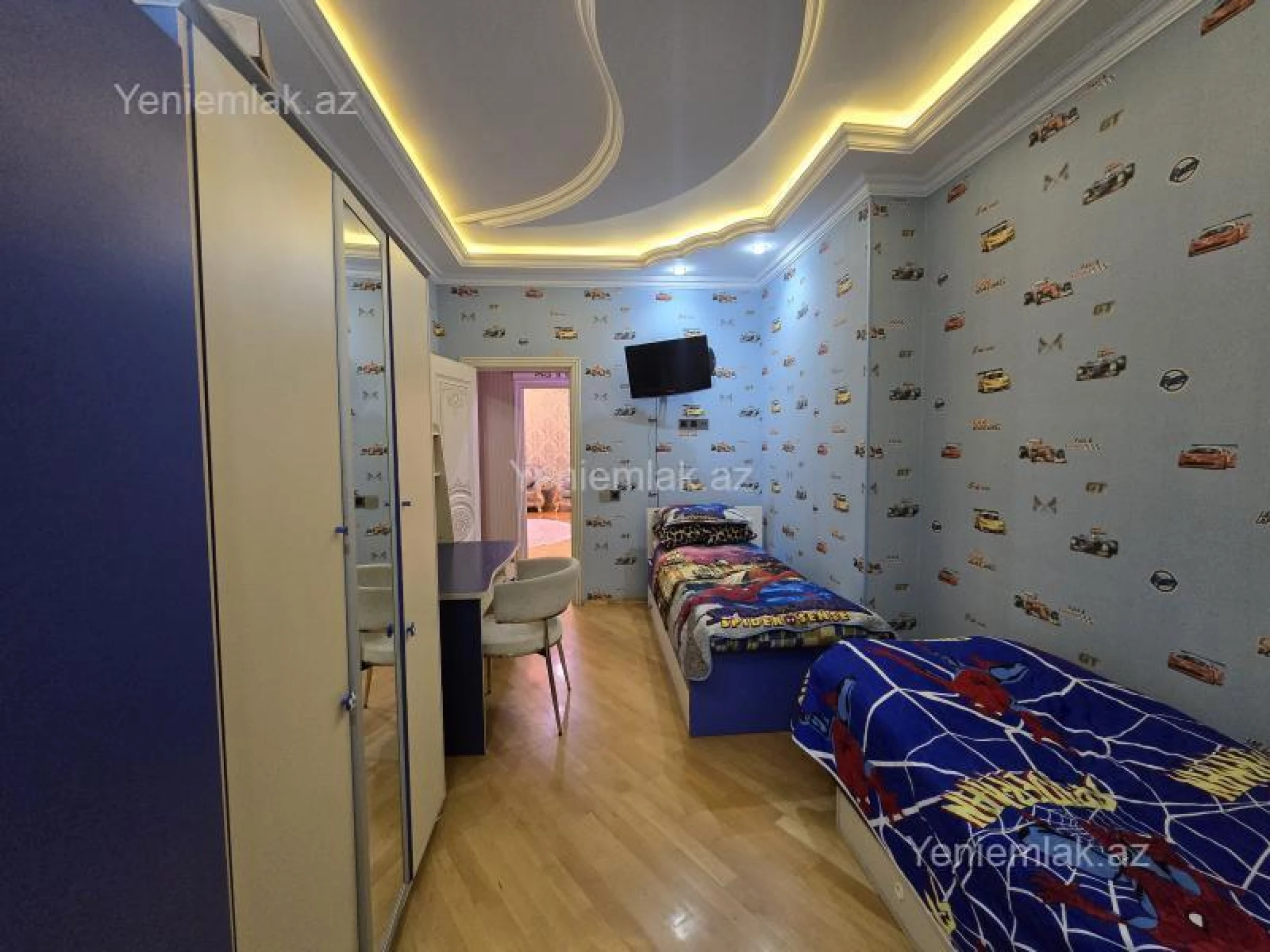 Satılır 4 otaqlı yeni tikili 131 m²