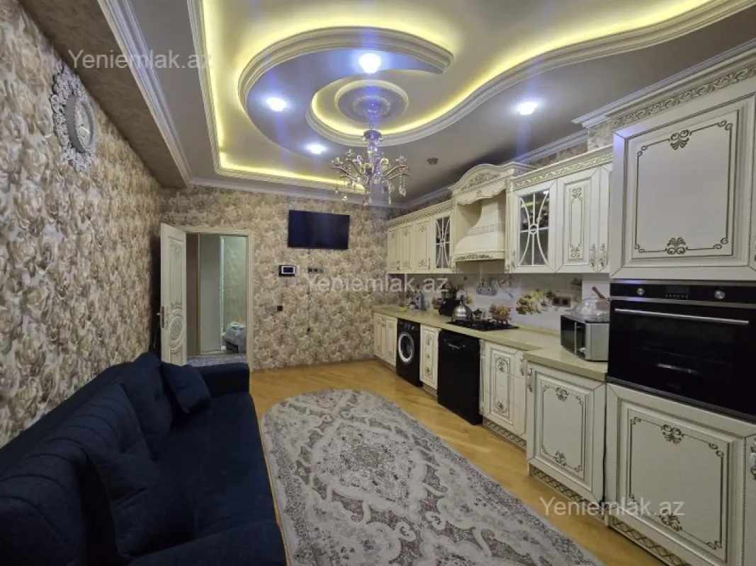 Satılır 4 otaqlı yeni tikili 131 m²