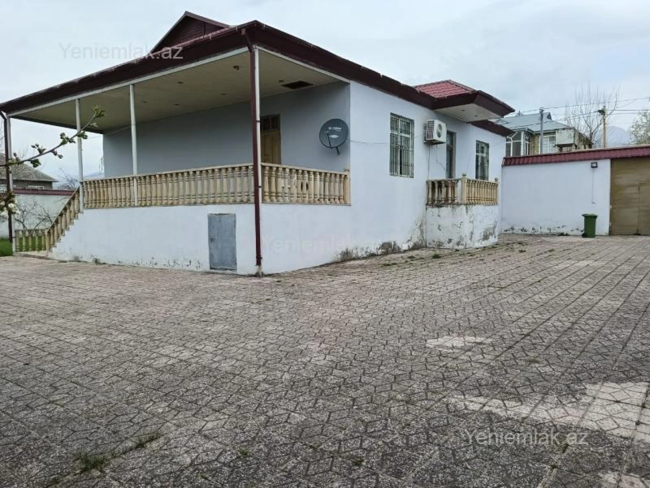 Satılır 2 otaqlı həyət evi 130 m²