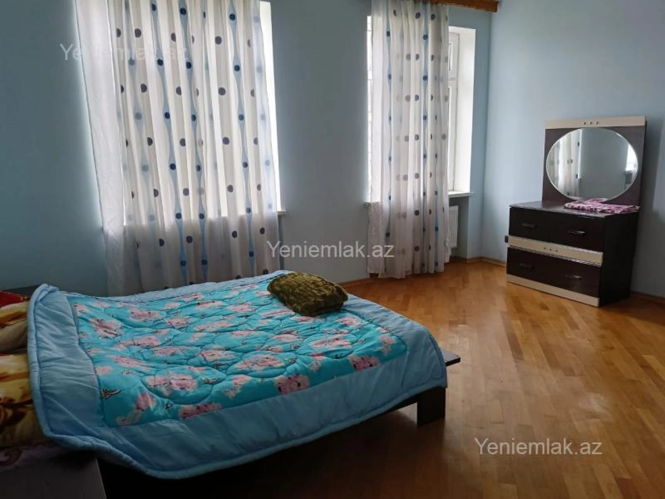 Satılır 2 otaqlı həyət evi 130 m²