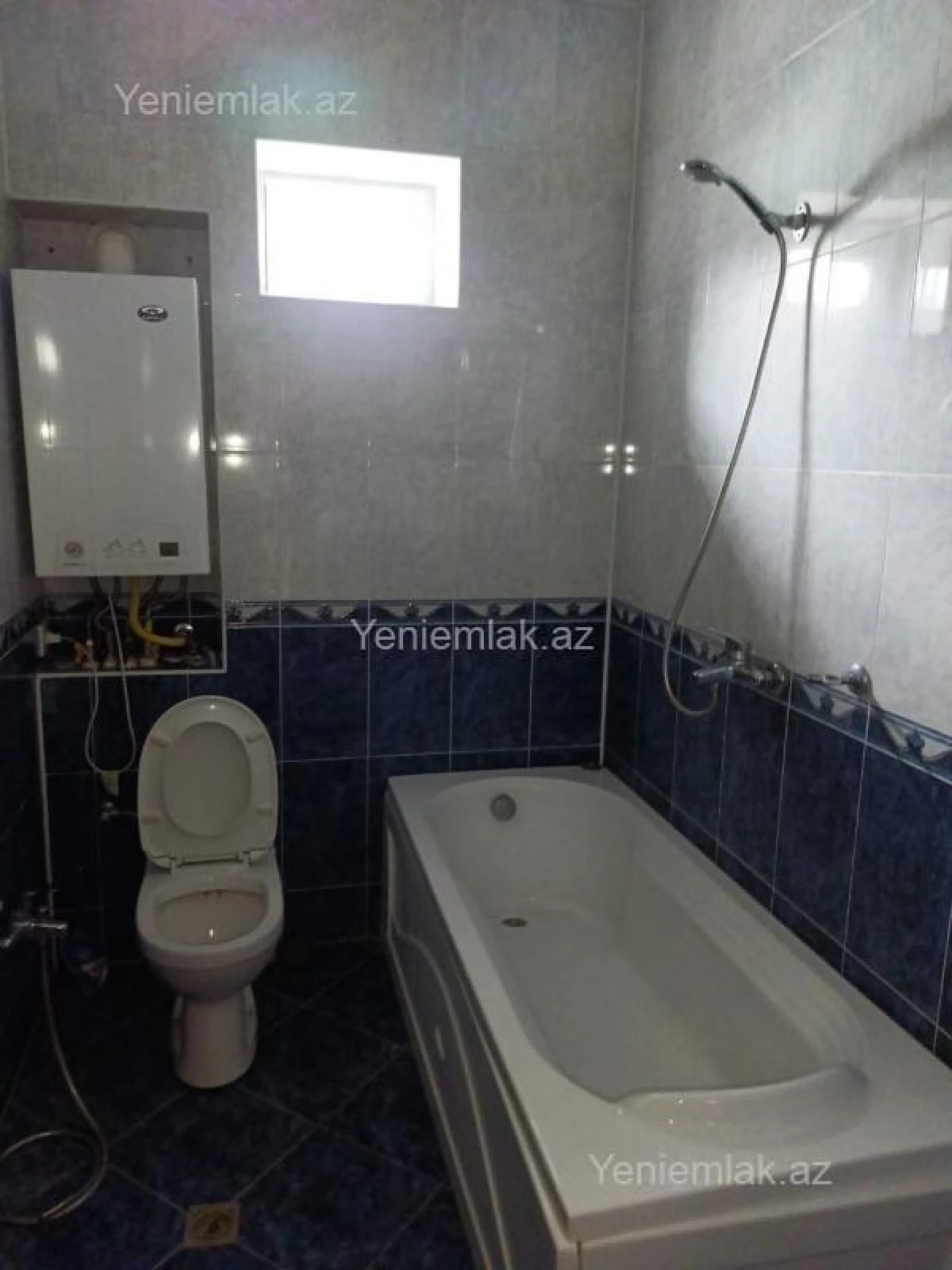 Satılır 2 otaqlı həyət evi 130 m²