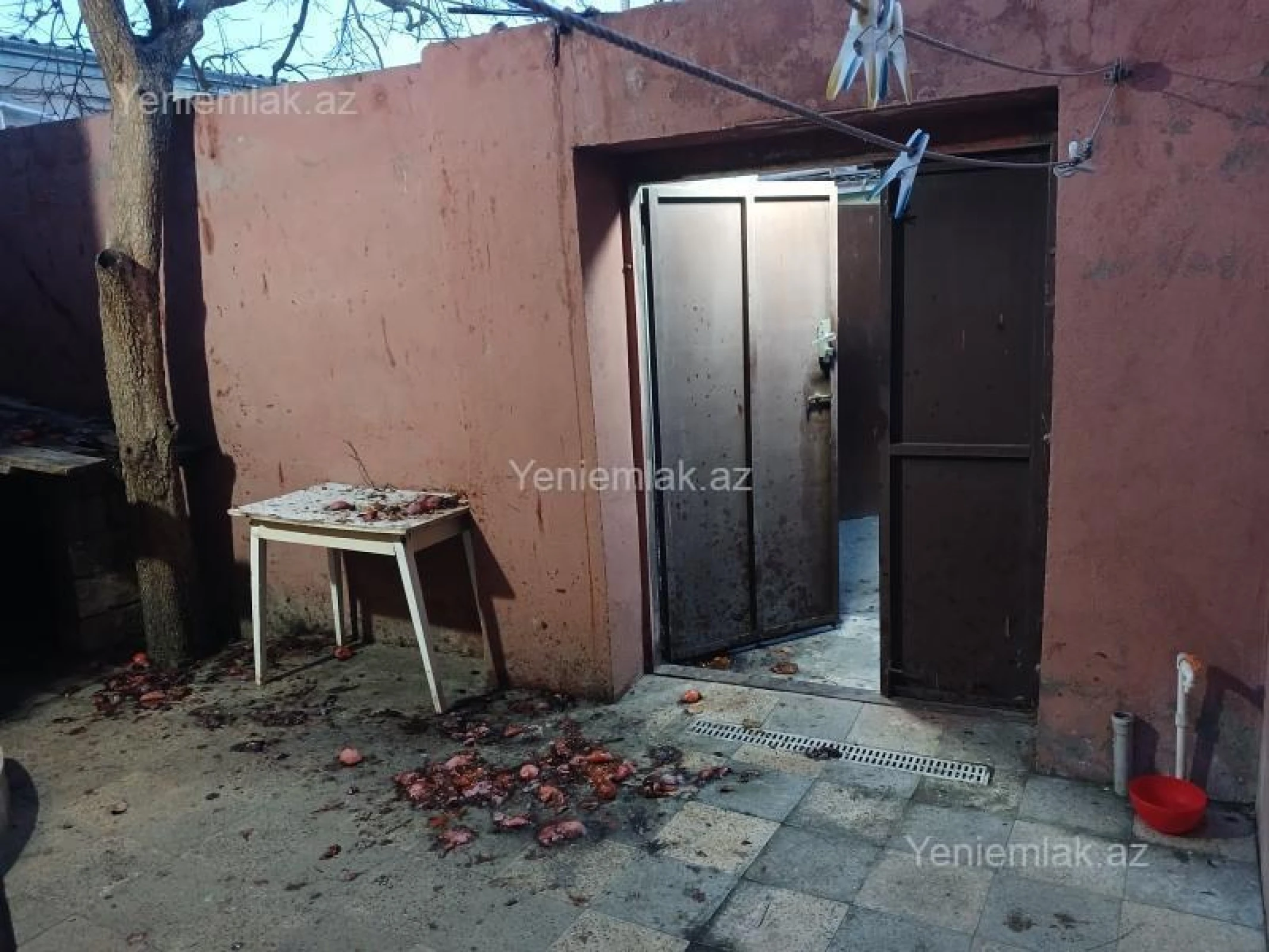 Satılır 2 otaqlı həyət evi 70 m²