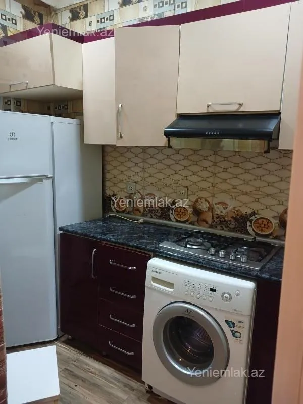 Satılır 2 otaqlı həyət evi 70 m²