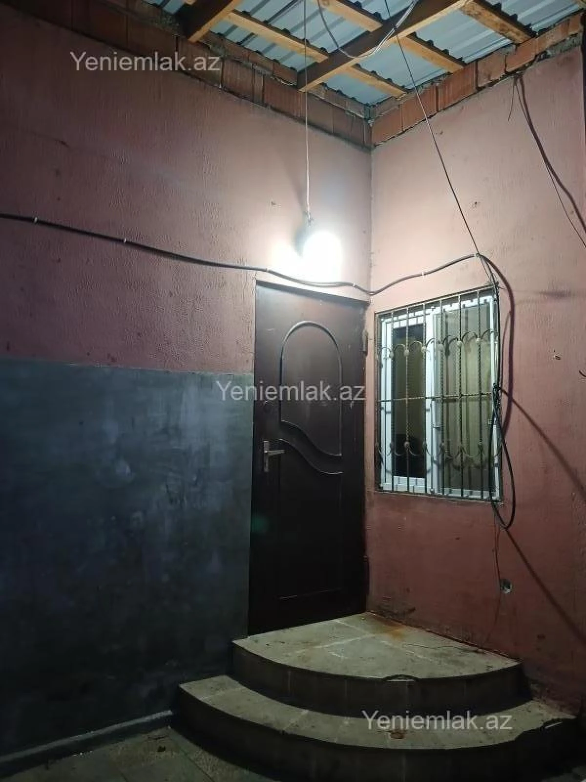 Satılır 2 otaqlı həyət evi 70 m²