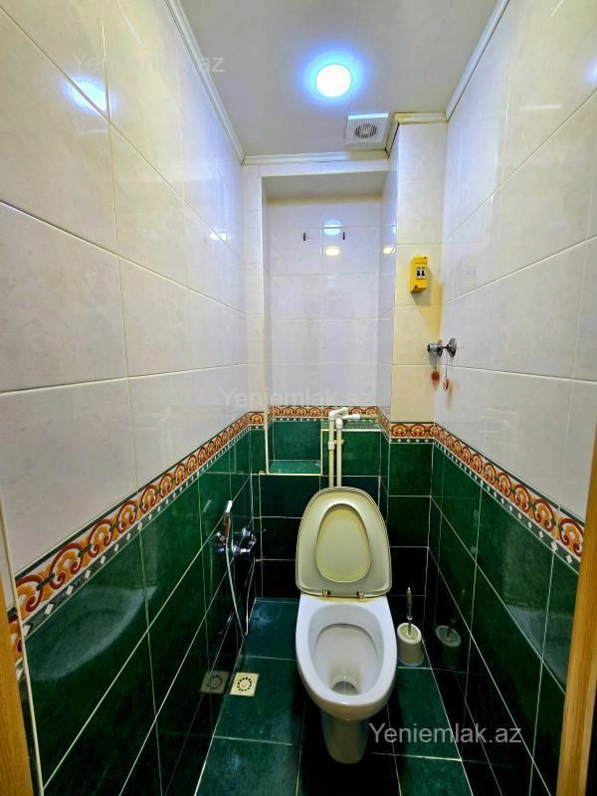 Satılır 4 otaqlı köhnə tikili 90 m²