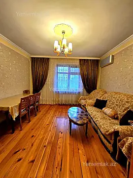 Satılır 4 otaqlı köhnə tikili 90 m² — Bakı, Nizami 4 otaq 90.00 m²