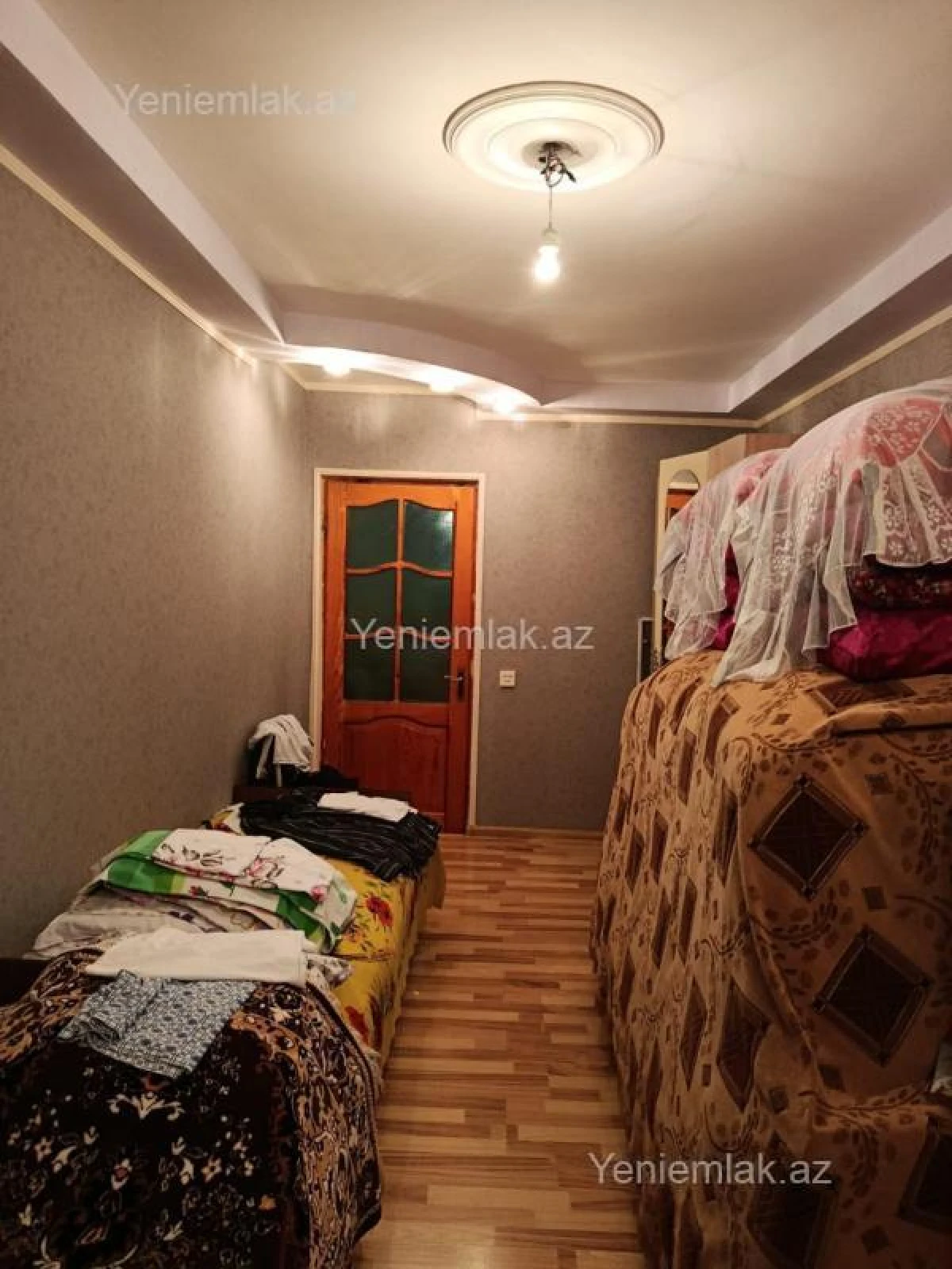 Satılır 2 otaqlı köhnə tikili 50 m²