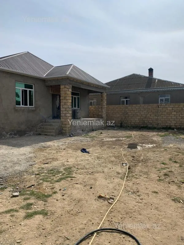 Satılır 3 otaqlı həyət evi 120 m²