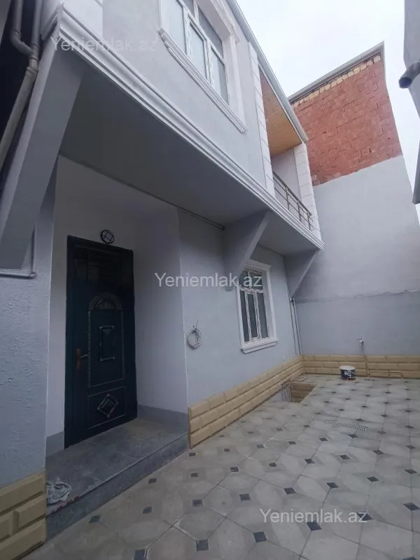 Satılır 4 otaqlı həyət evi 121 m²