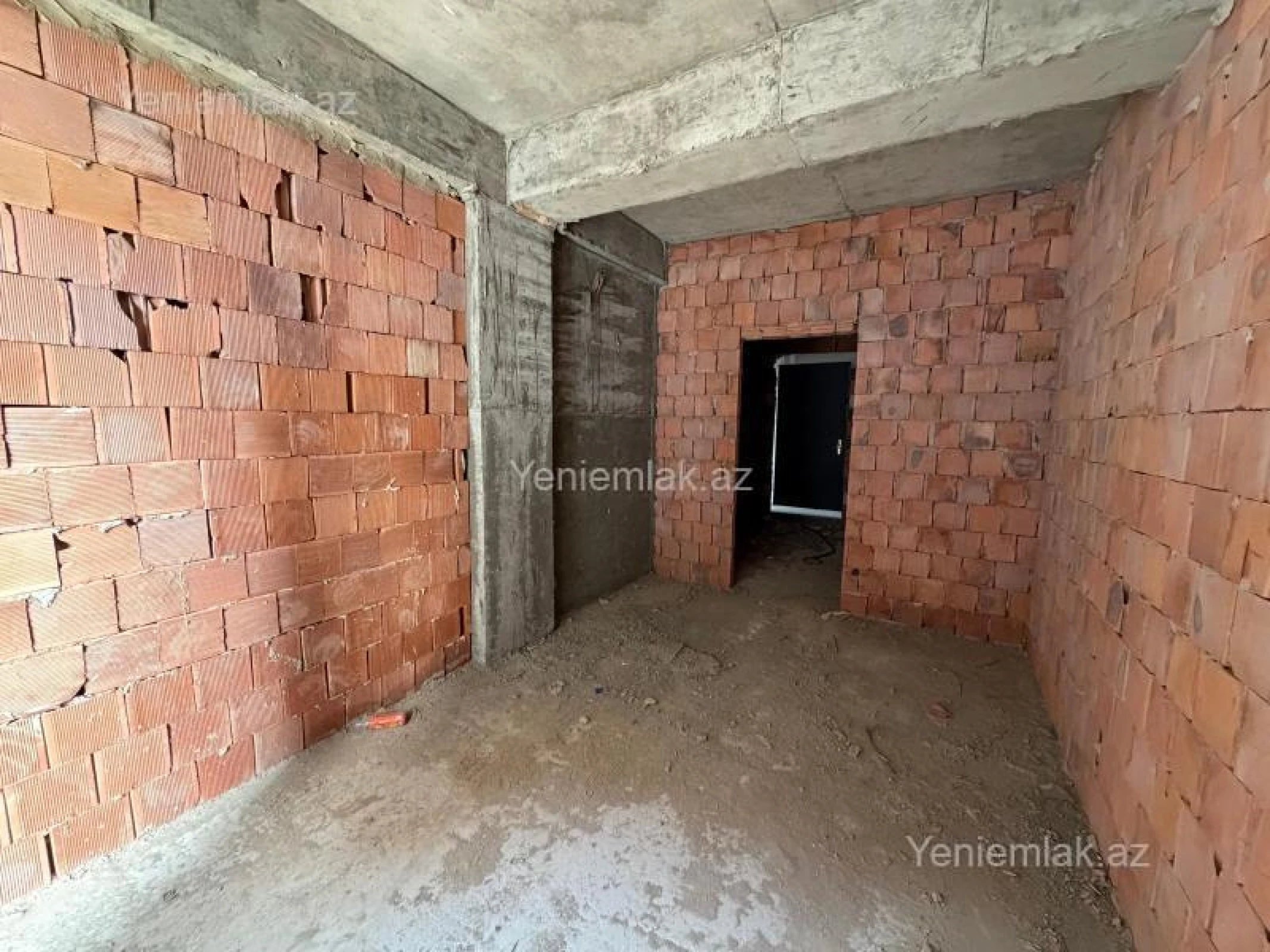 Satılır 2 otaqlı yeni tikili 60 m²