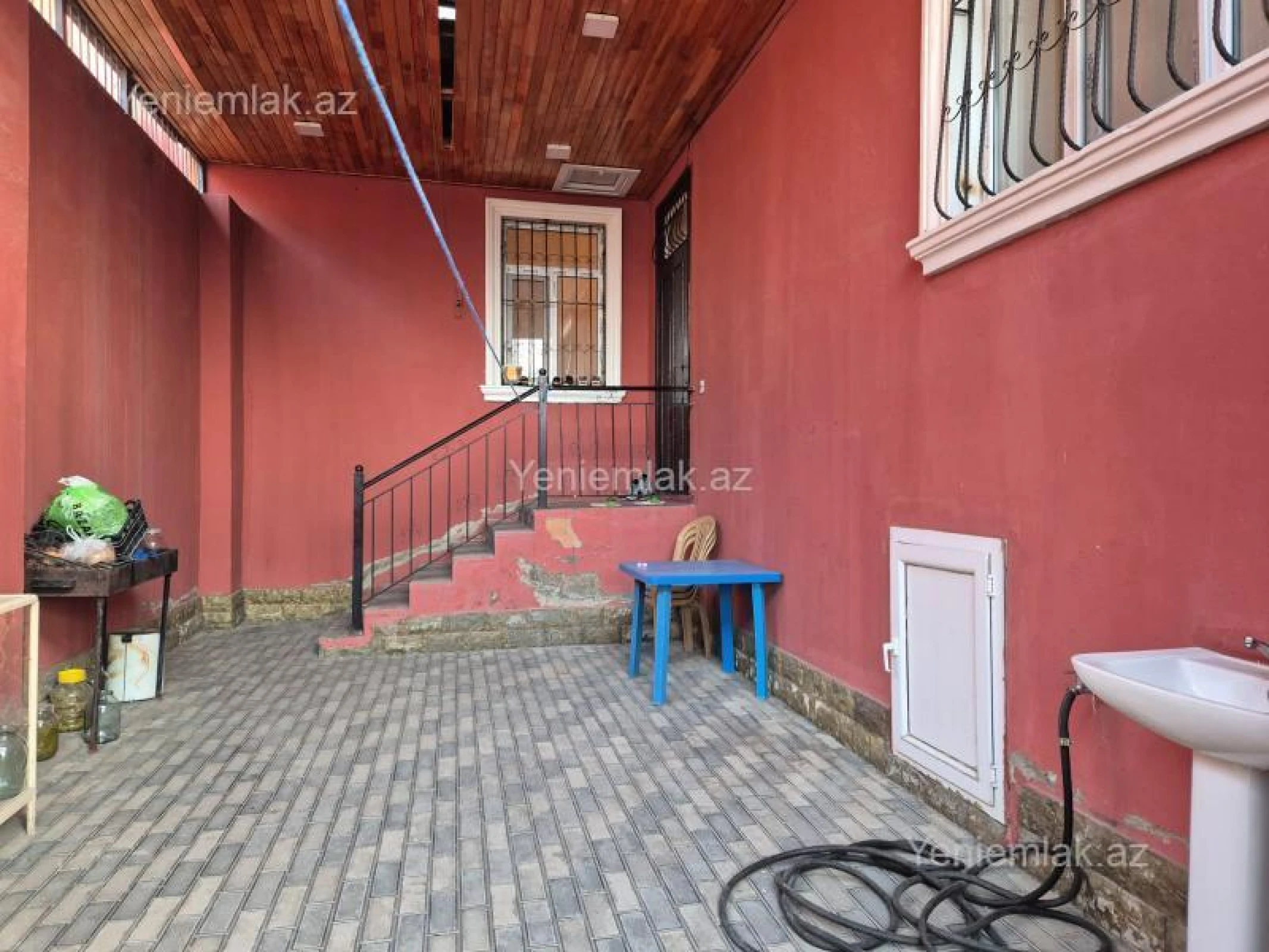 Satılır 4 otaqlı həyət evi 110 m²