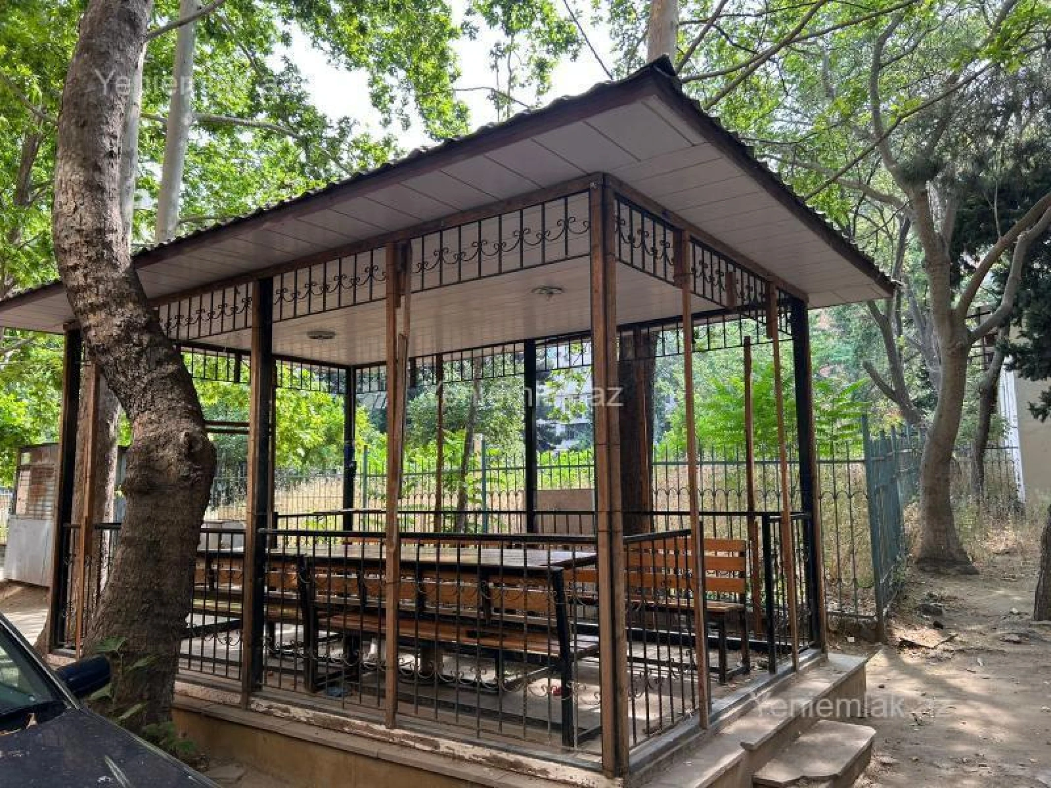 Satılır 2 otaqlı köhnə tikili 60 m²