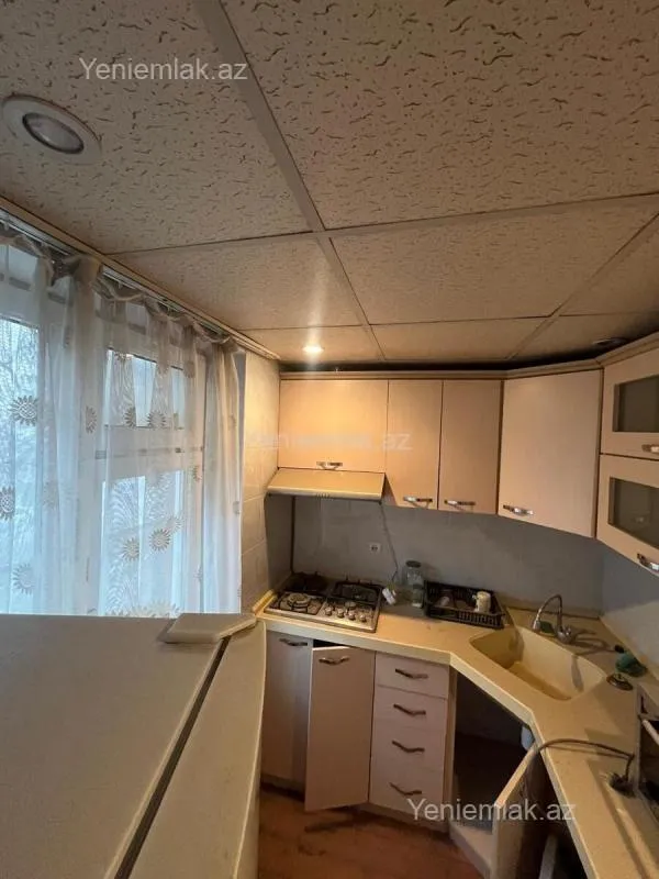 Satılır 2 otaqlı yeni tikili 50 m²