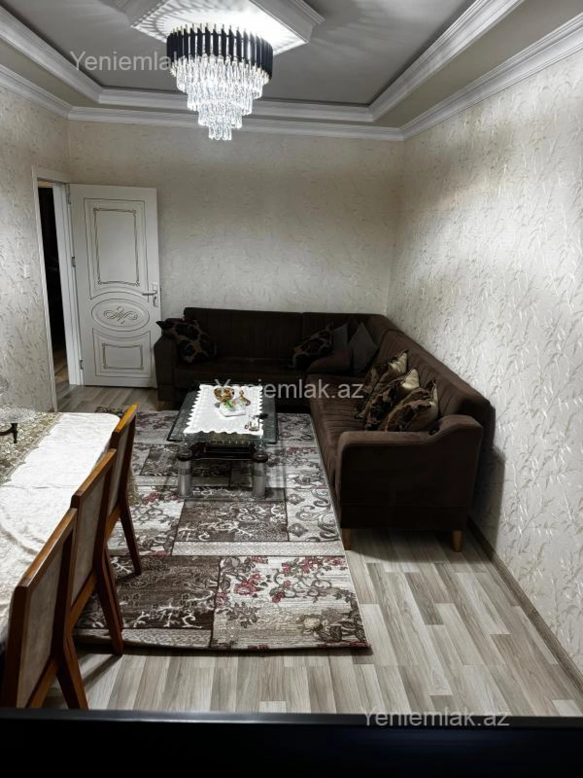 Satılır 3 otaqlı köhnə tikili 85 m²