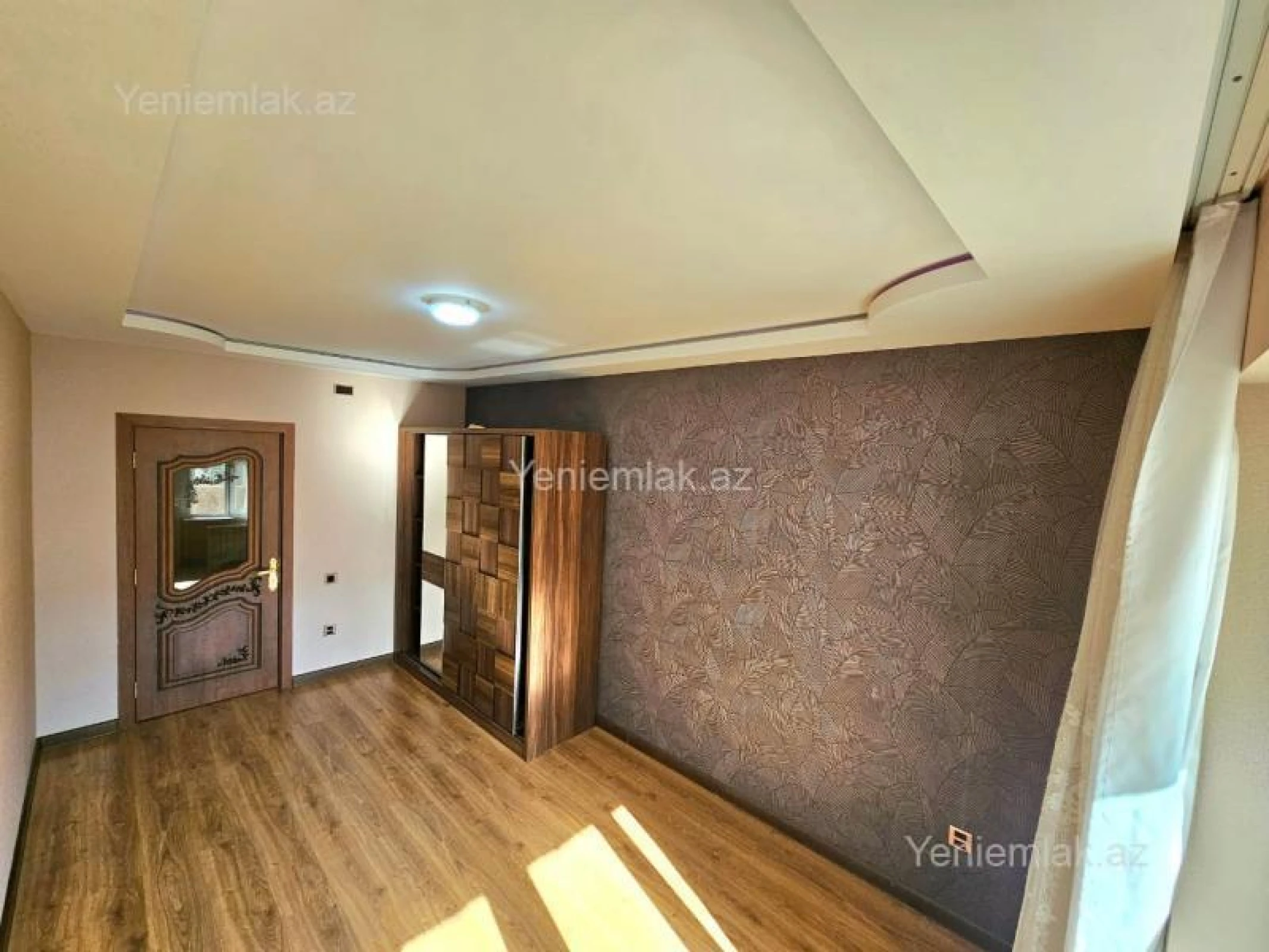 Satılır 3 otaqlı yeni tikili 115 m²