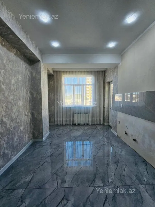 Satılır 3 otaqlı yeni tikili 83 m²