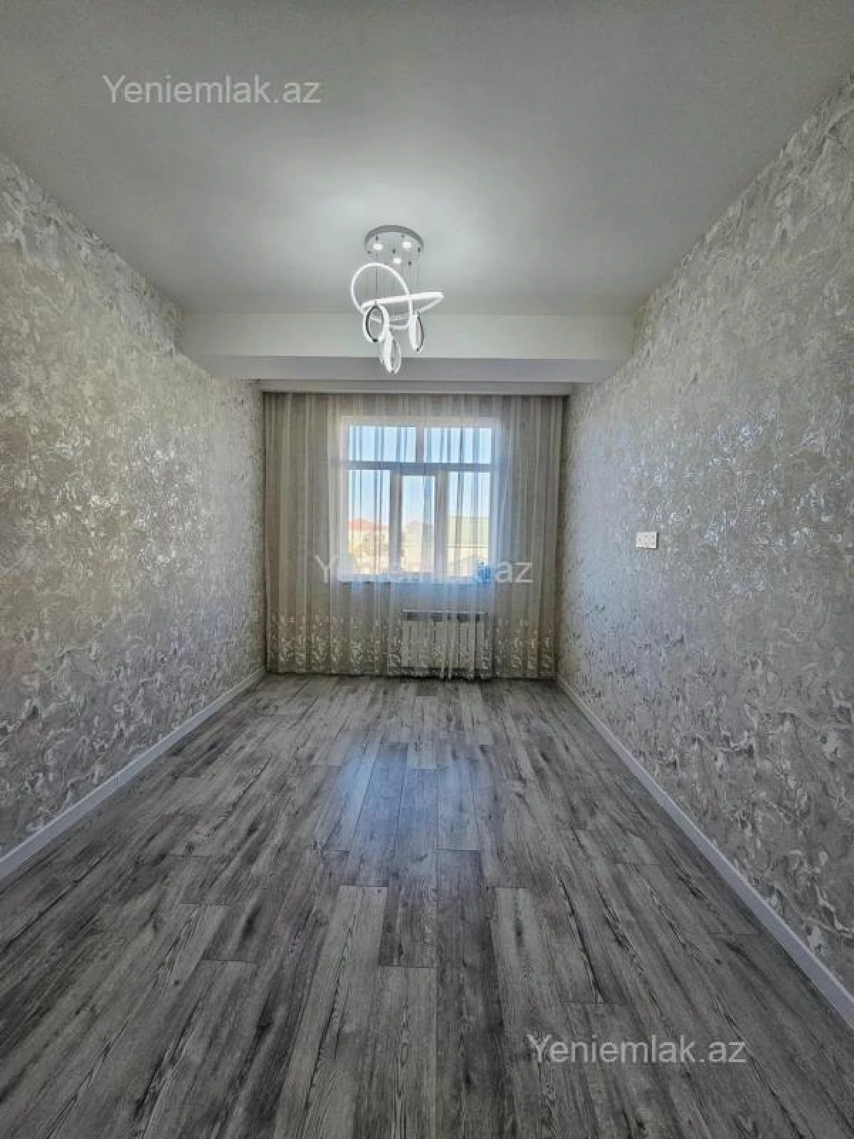 Satılır 3 otaqlı yeni tikili 83 m²