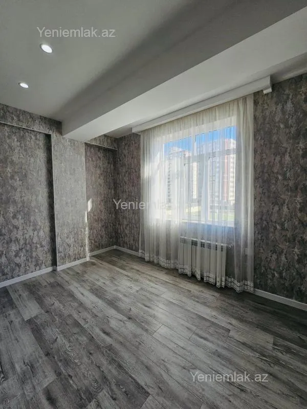 Satılır 3 otaqlı yeni tikili 83 m²