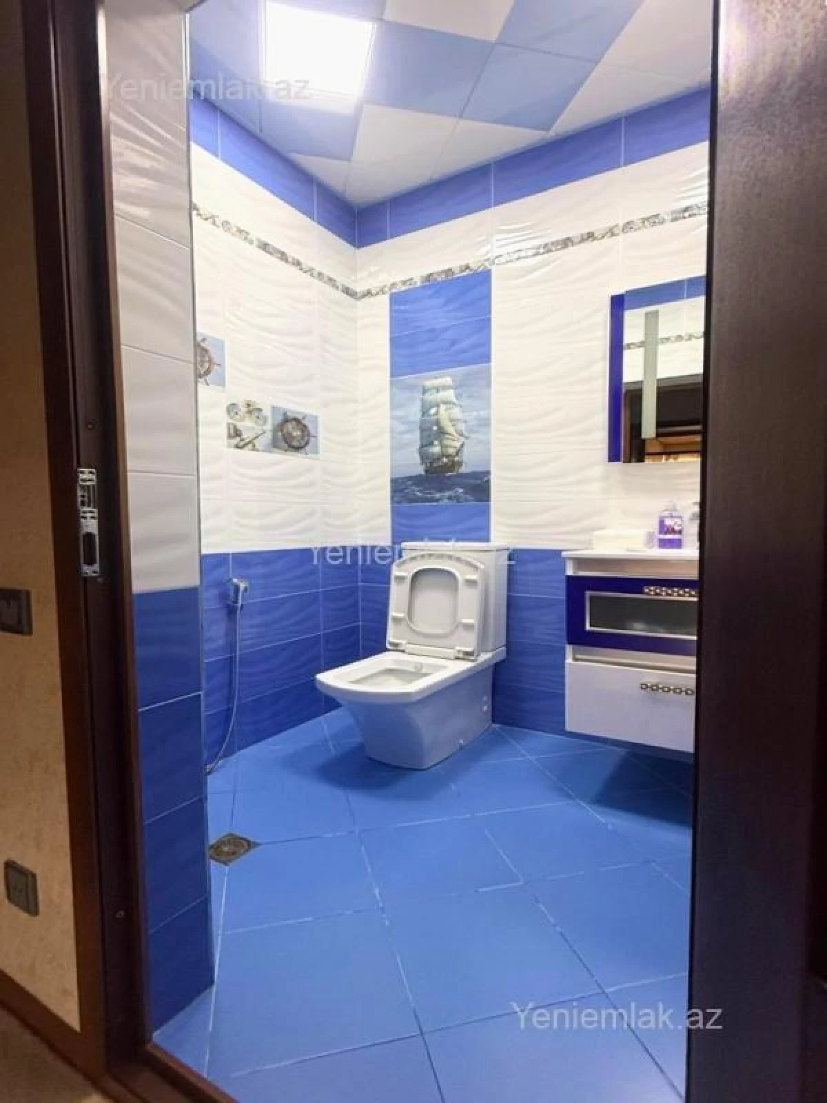 Satılır 3 otaqlı yeni tikili 135 m²