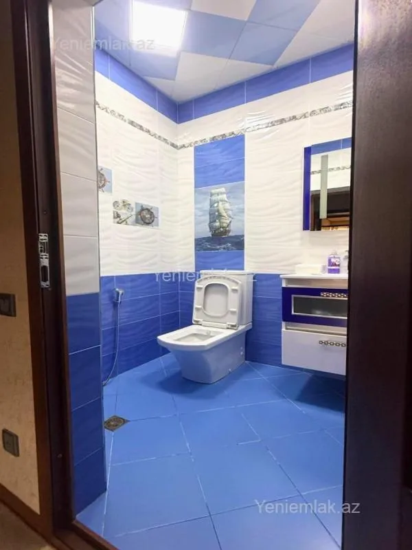 Satılır 3 otaqlı yeni tikili 135 m²