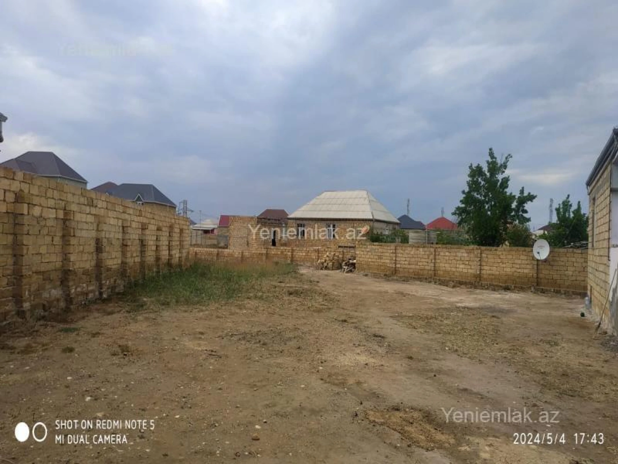 Satılır 3 otaqlı həyət evi 100 m²