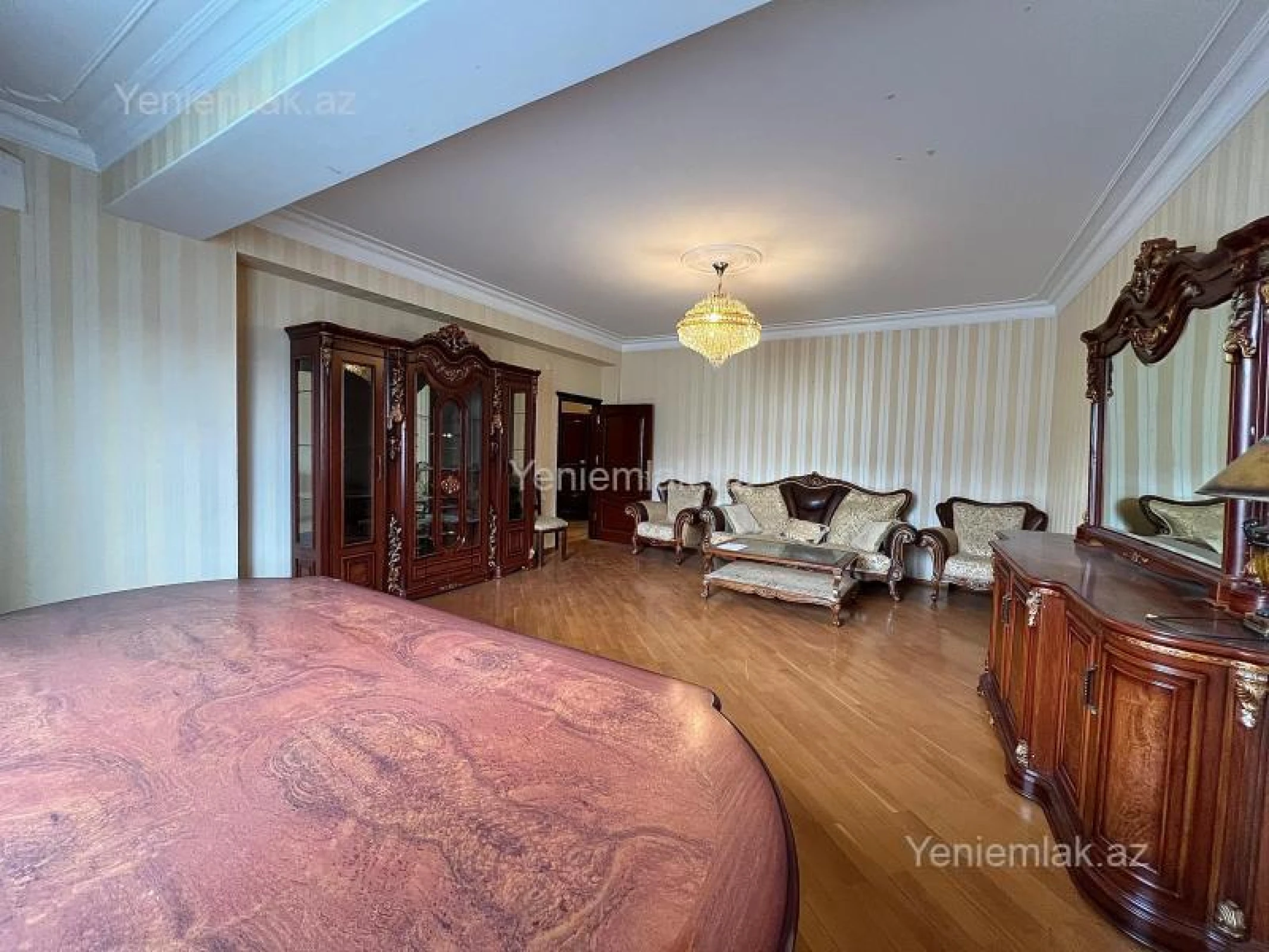 Satılır 4 otaqlı yeni tikili 175 m²