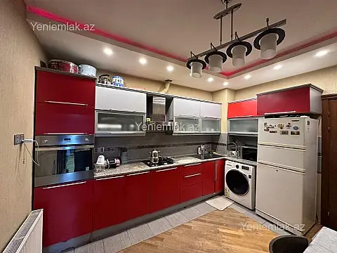 Satılır 3 otaqlı yeni tikili 110 m²