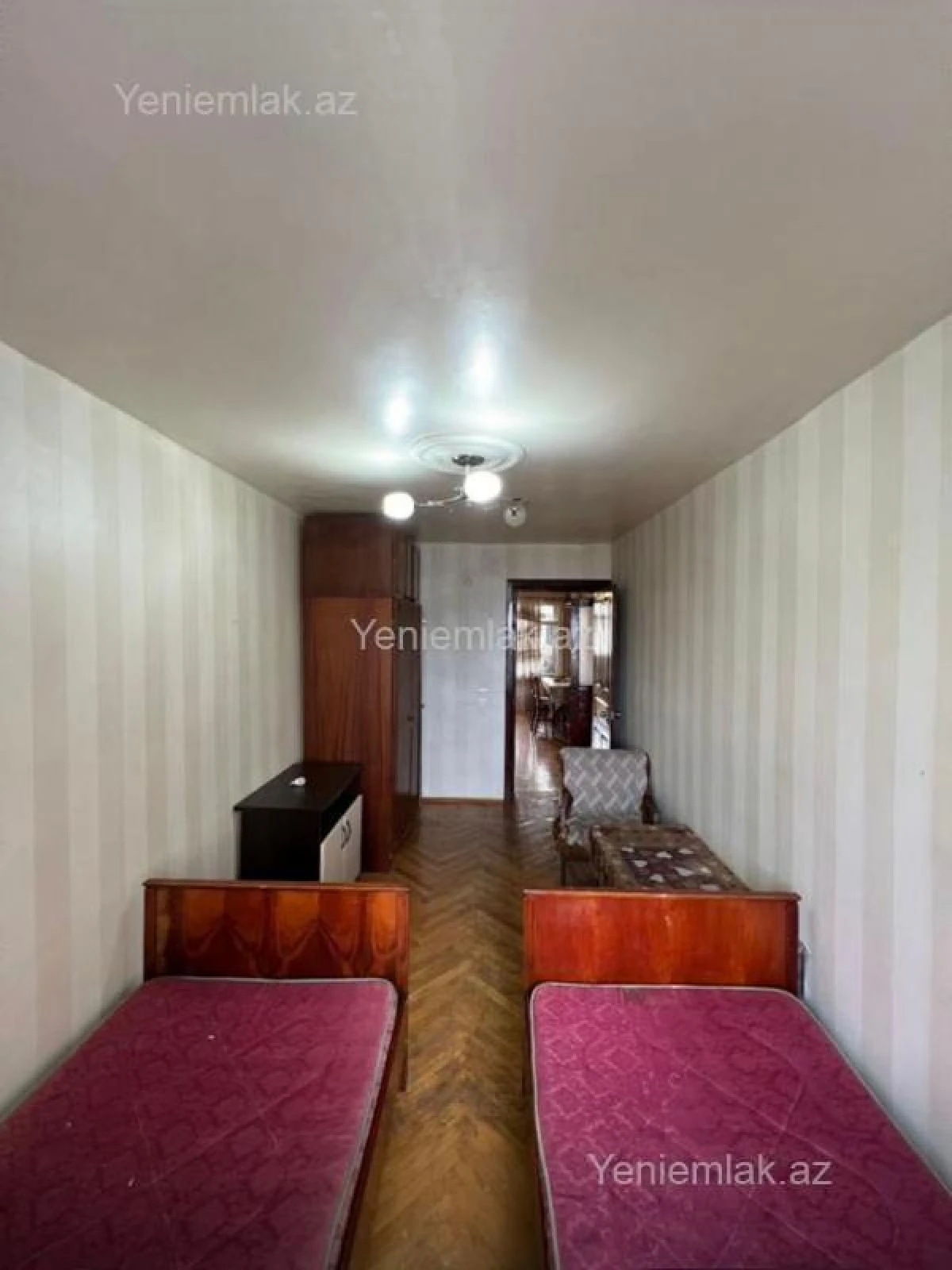 Satılır 3 otaqlı köhnə tikili 80 m²