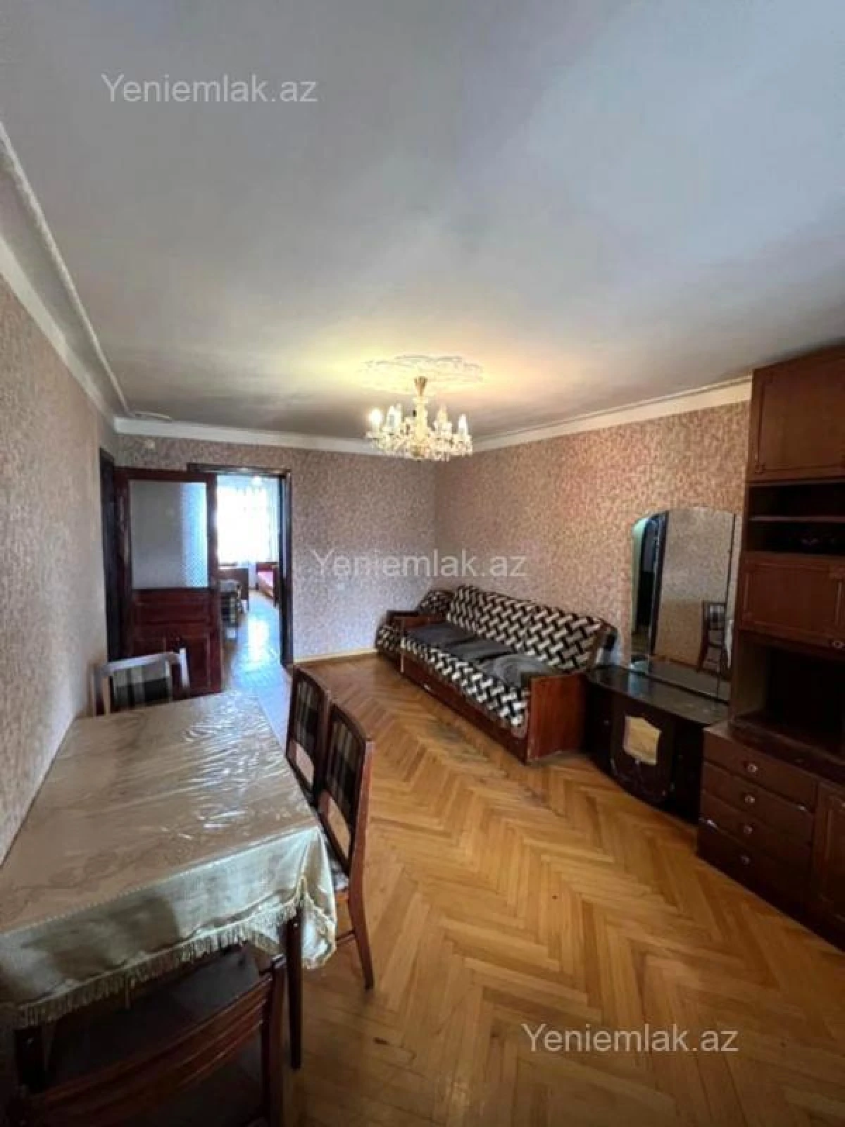 Satılır 3 otaqlı köhnə tikili 80 m²