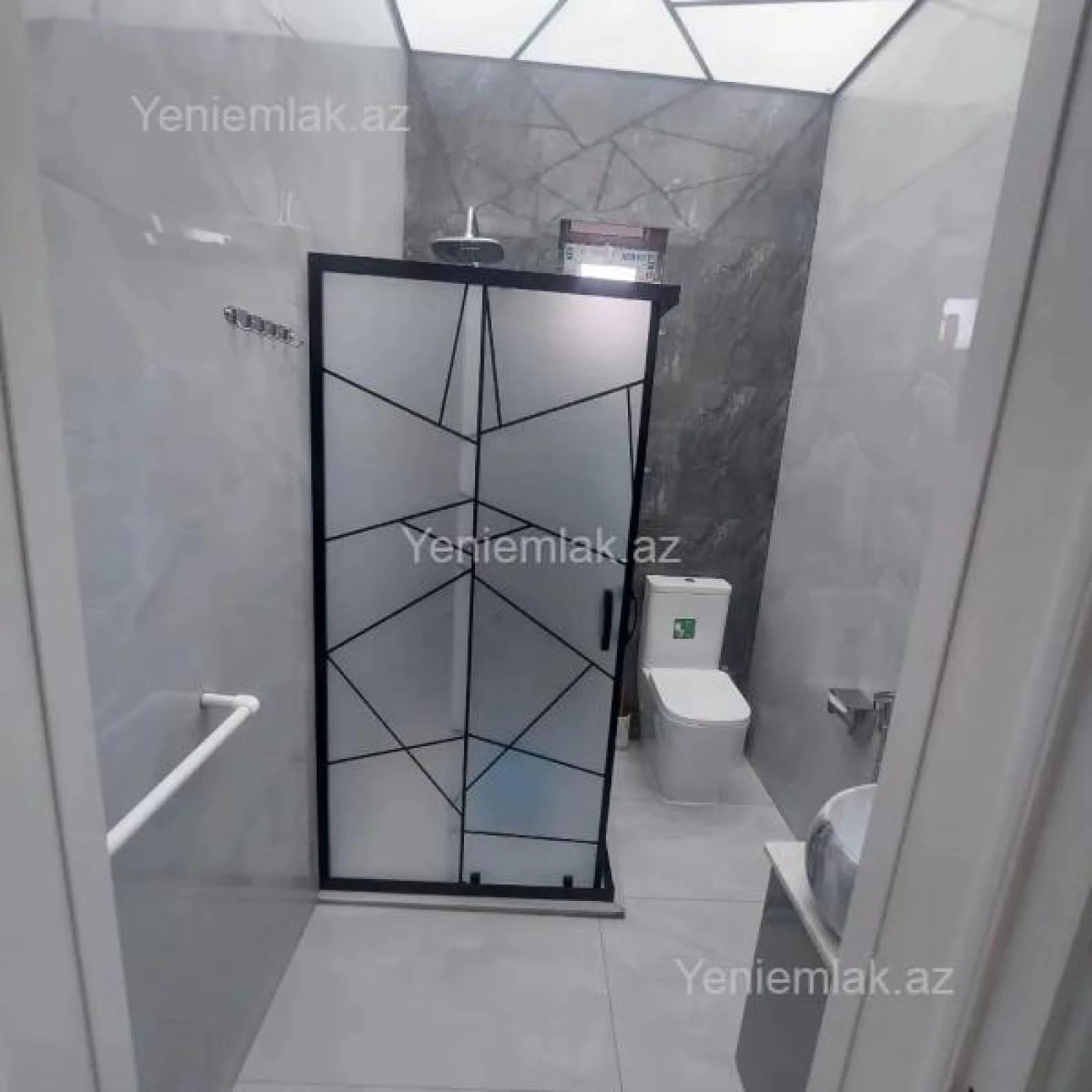Satılır 4 otaqlı həyət evi 130 m²