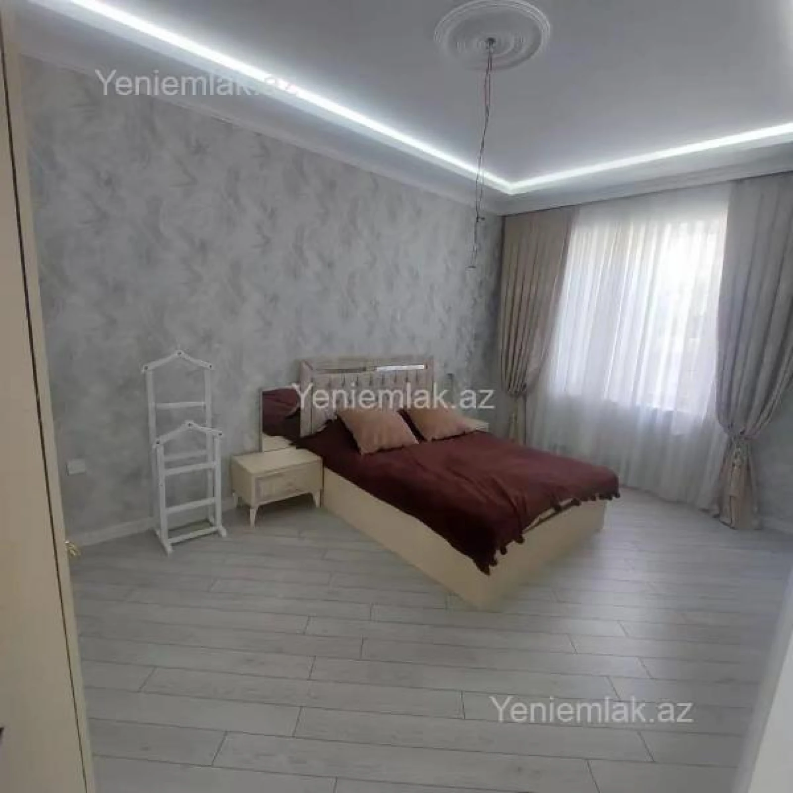 Satılır 4 otaqlı həyət evi 130 m²