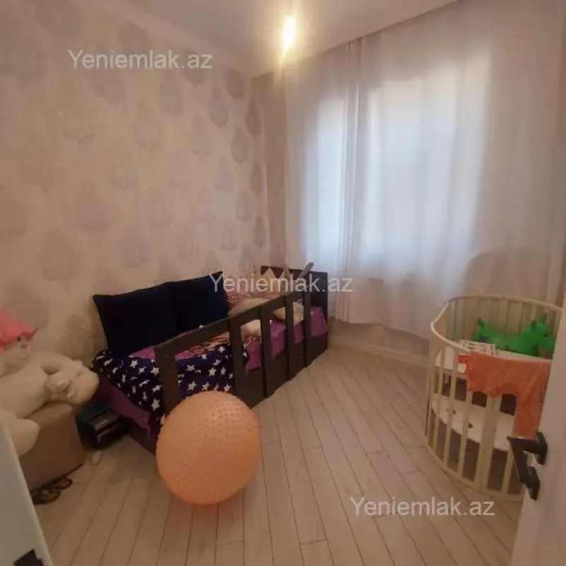 Satılır 4 otaqlı həyət evi 130 m²