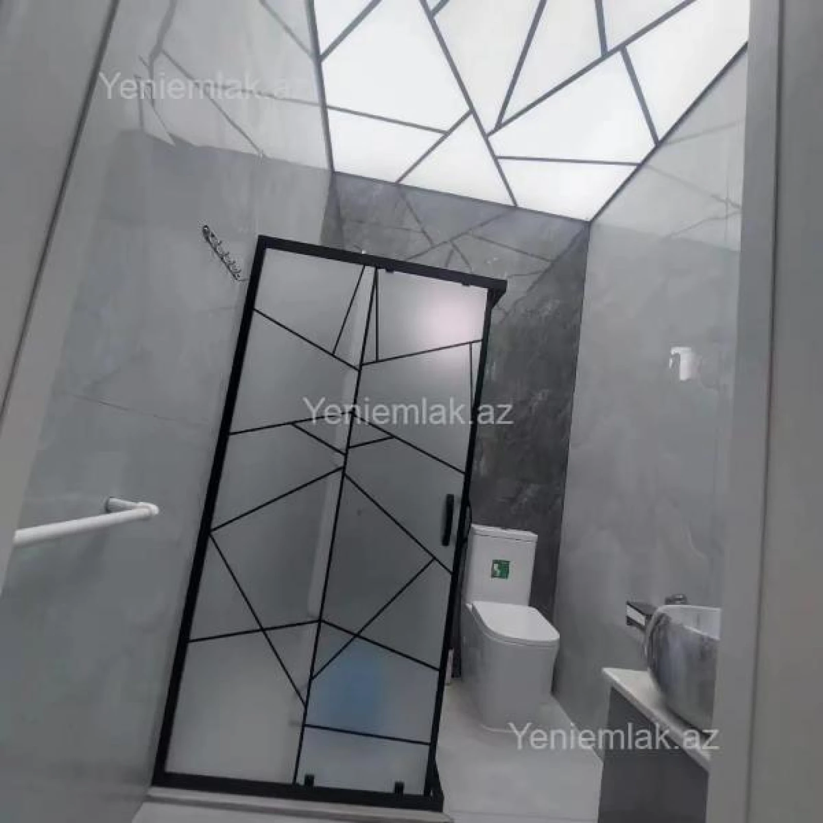 Satılır 4 otaqlı həyət evi 130 m²