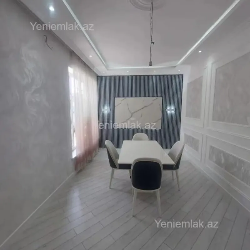 Satılır 4 otaqlı həyət evi 130 m²