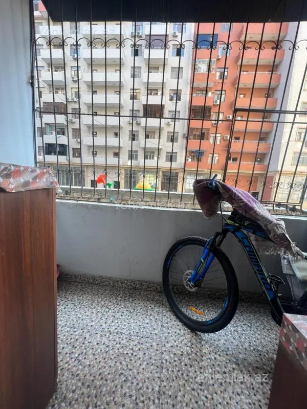 Satılır 3 otaqlı yeni tikili 71 m²